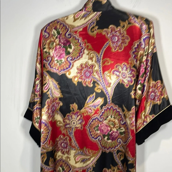 Elegant Floral Women's Robe - Picture 9 of 13